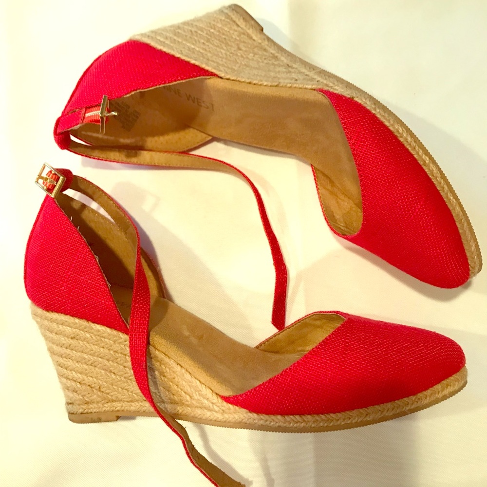 Red Nine West Wedges